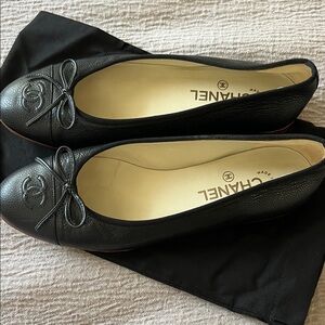 CHANEL black caviar ballerina flats shoes size 40
